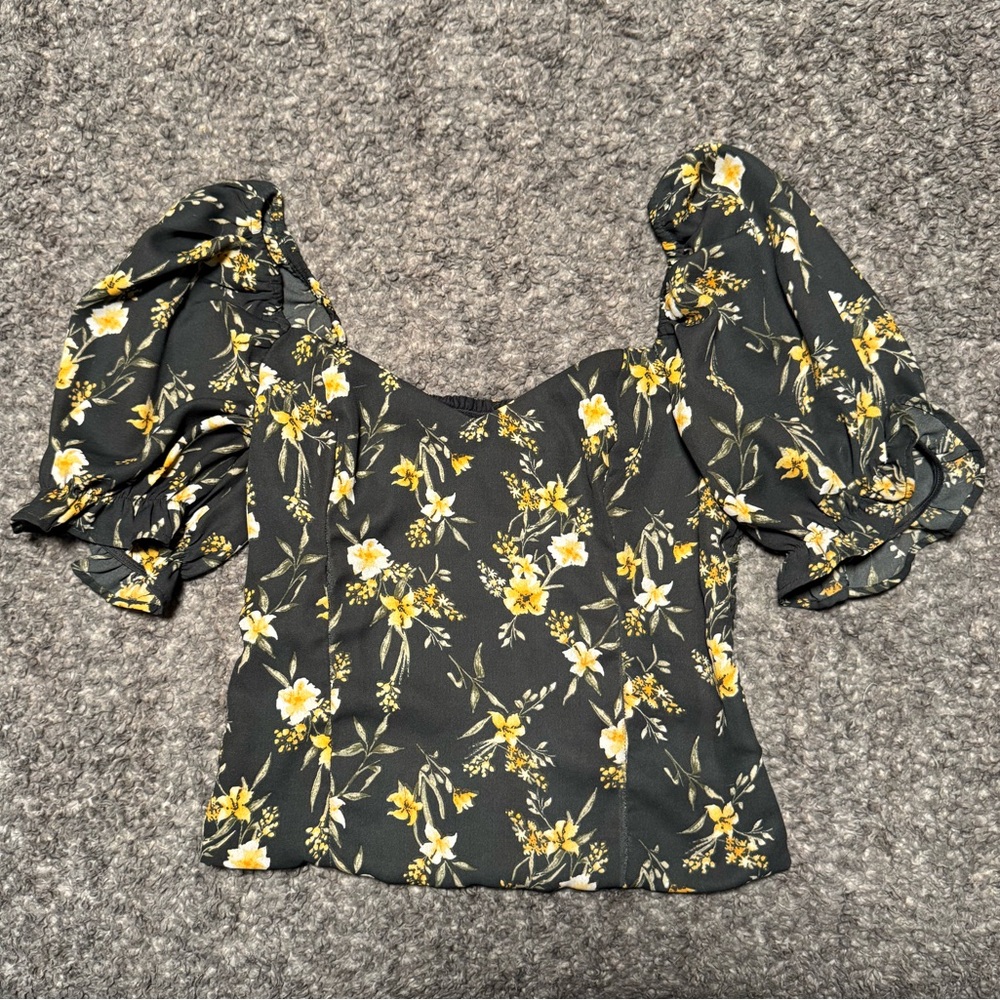 Abercrombie & Fitch Floral Puff Sleeve Blouse